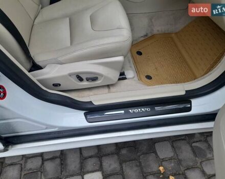 Белый Вольво ХС60, объемом двигателя 1.97 л и пробегом 182 тыс. км за 15400 $, фото 44 на Automoto.ua