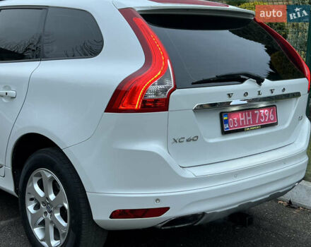 Білий Вольво ХС60, об'ємом двигуна 2 л та пробігом 200 тис. км за 14250 $, фото 12 на Automoto.ua