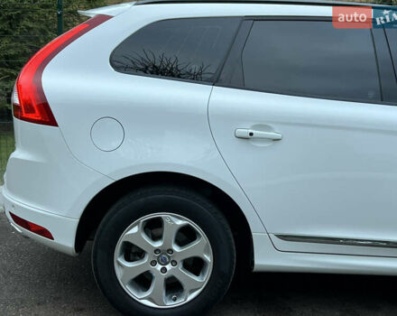 Білий Вольво ХС60, об'ємом двигуна 2 л та пробігом 200 тис. км за 14250 $, фото 33 на Automoto.ua