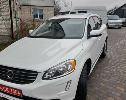 Белый Вольво ХС60, объемом двигателя 1.97 л и пробегом 182 тыс. км за 15400 $, фото 2 на Automoto.ua