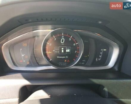 Вольво ХС60 2016 в Ровно на Automoto.ua Белый Вольво ХС60, объемом двигателя 2 л и пробегом 194 тыс. км за 2500 $, фото 8 на Automoto.ua