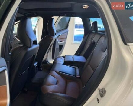 Белый Вольво ХС60, объемом двигателя 1.97 л и пробегом 158 тыс. км за 12850 $, фото 8 на Automoto.ua