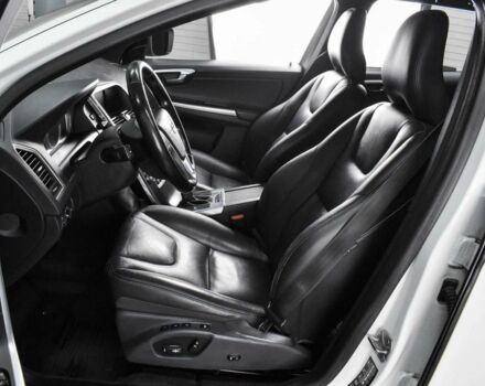 Белый Вольво ХС60, объемом двигателя 0 л и пробегом 98 тыс. км за 16900 $, фото 5 на Automoto.ua