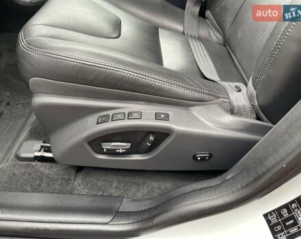 Білий Вольво ХС60, об'ємом двигуна 2.4 л та пробігом 267 тис. км за 22850 $, фото 13 на Automoto.ua