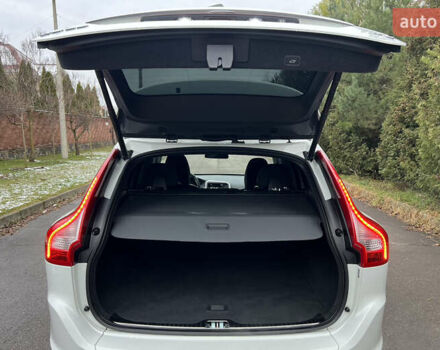 Білий Вольво ХС60, об'ємом двигуна 2 л та пробігом 200 тис. км за 14250 $, фото 54 на Automoto.ua