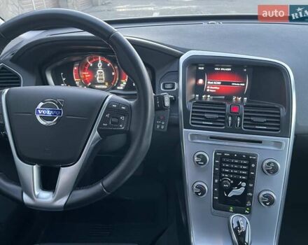 Белый Вольво ХС60, объемом двигателя 2.4 л и пробегом 270 тыс. км за 22650 $, фото 10 на Automoto.ua