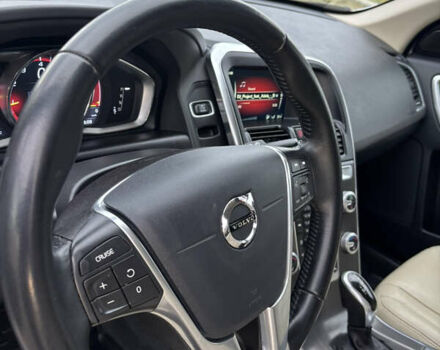 Белый Вольво ХС60, объемом двигателя 2 л и пробегом 137 тыс. км за 17390 $, фото 50 на Automoto.ua