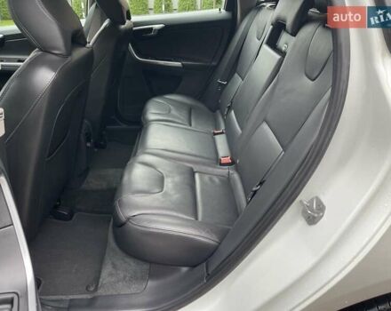 Білий Вольво ХС60, об'ємом двигуна 2.4 л та пробігом 267 тис. км за 22850 $, фото 38 на Automoto.ua