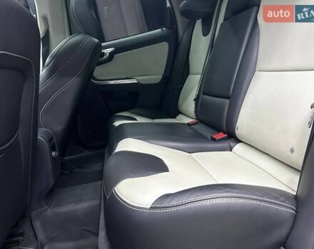 Білий Вольво ХС60, об'ємом двигуна 1.97 л та пробігом 82 тис. км за 23300 $, фото 13 на Automoto.ua