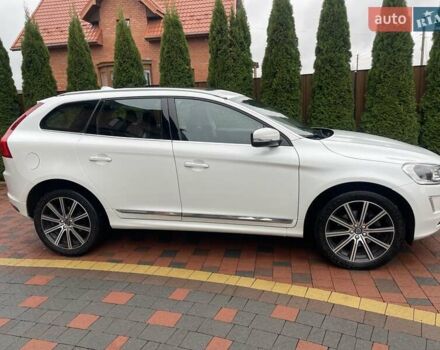 Білий Вольво ХС60, об'ємом двигуна 2.4 л та пробігом 267 тис. км за 22850 $, фото 51 на Automoto.ua