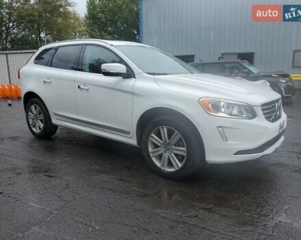 Белый Вольво ХС60, объемом двигателя 2.5 л и пробегом 124 тыс. км за 3000 $, фото 3 на Automoto.ua