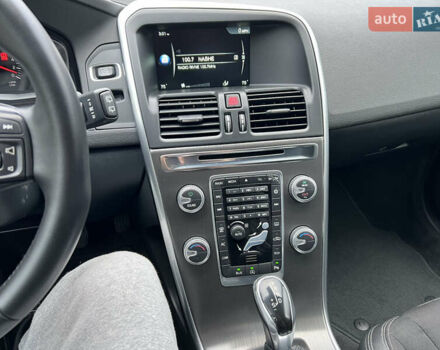 Білий Вольво ХС60, об'ємом двигуна 2 л та пробігом 200 тис. км за 14250 $, фото 49 на Automoto.ua