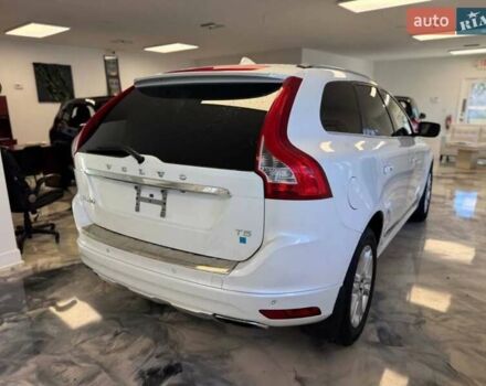 Белый Вольво ХС60, объемом двигателя 1.97 л и пробегом 158 тыс. км за 12850 $, фото 3 на Automoto.ua