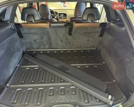 Белый Вольво ХС60, объемом двигателя 1.97 л и пробегом 158 тыс. км за 12850 $, фото 16 на Automoto.ua