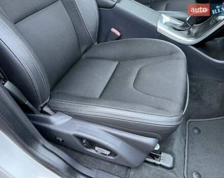 Білий Вольво ХС60, об'ємом двигуна 2 л та пробігом 200 тис. км за 14250 $, фото 44 на Automoto.ua