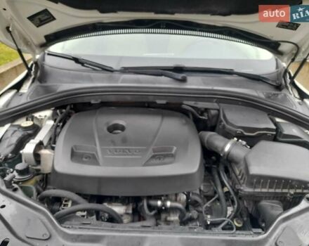 Белый Вольво ХС60, объемом двигателя 1.97 л и пробегом 182 тыс. км за 15400 $, фото 49 на Automoto.ua