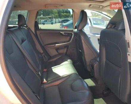 Вольво ХС60 2016 в Ровно на Automoto.ua Белый Вольво ХС60, объемом двигателя 2 л и пробегом 194 тыс. км за 2500 $, фото 10 на Automoto.ua