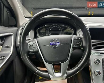 Білий Вольво ХС60, об'ємом двигуна 1.97 л та пробігом 82 тис. км за 23300 $, фото 10 на Automoto.ua