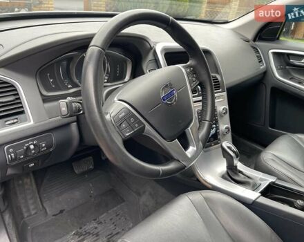 Білий Вольво ХС60, об'ємом двигуна 2.4 л та пробігом 267 тис. км за 22850 $, фото 12 на Automoto.ua