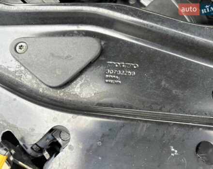 Белый Вольво ХС60, объемом двигателя 2 л и пробегом 137 тыс. км за 17390 $, фото 54 на Automoto.ua