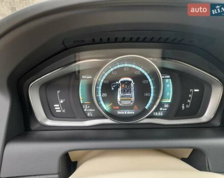 Белый Вольво ХС60, объемом двигателя 1.97 л и пробегом 182 тыс. км за 15400 $, фото 39 на Automoto.ua