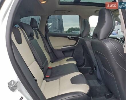 Білий Вольво ХС60, об'ємом двигуна 1.97 л та пробігом 152 тис. км за 3700 $, фото 10 на Automoto.ua