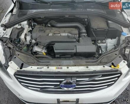 Белый Вольво ХС60, объемом двигателя 2.5 л и пробегом 124 тыс. км за 3000 $, фото 10 на Automoto.ua