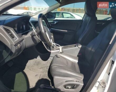 Вольво ХС60 2016 в Ровно на Automoto.ua Белый Вольво ХС60, объемом двигателя 2 л и пробегом 194 тыс. км за 2500 $, фото 7 на Automoto.ua