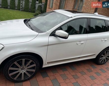 Білий Вольво ХС60, об'ємом двигуна 2.4 л та пробігом 267 тис. км за 22850 $, фото 1 на Automoto.ua