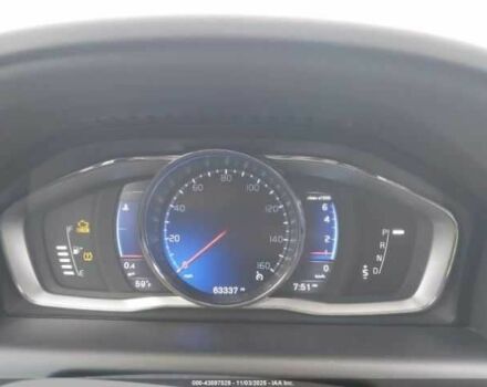 Білий Вольво ХС60, об'ємом двигуна 3 л та пробігом 100 тис. км за 3300 $, фото 9 на Automoto.ua