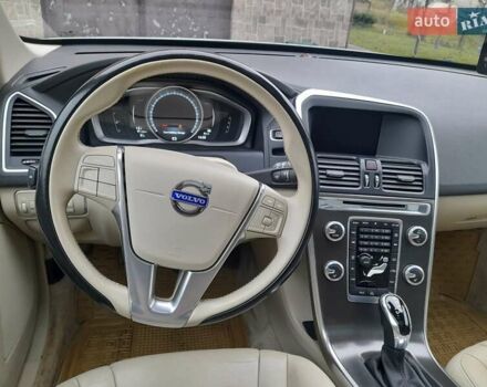 Белый Вольво ХС60, объемом двигателя 1.97 л и пробегом 182 тыс. км за 15400 $, фото 31 на Automoto.ua