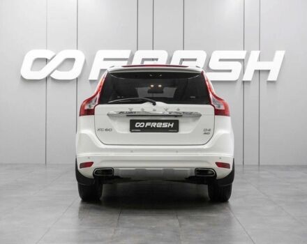 Белый Вольво ХС60, объемом двигателя 0 л и пробегом 98 тыс. км за 16900 $, фото 3 на Automoto.ua