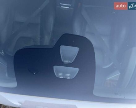 Белый Вольво ХС60, объемом двигателя 2.4 л и пробегом 270 тыс. км за 22650 $, фото 3 на Automoto.ua