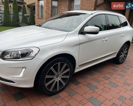 Білий Вольво ХС60, об'ємом двигуна 2.4 л та пробігом 267 тис. км за 22850 $, фото 5 на Automoto.ua