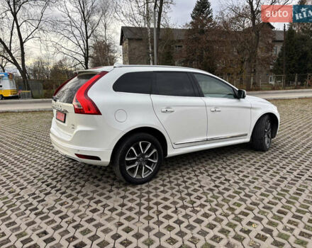 Белый Вольво ХС60, объемом двигателя 2 л и пробегом 137 тыс. км за 17390 $, фото 3 на Automoto.ua