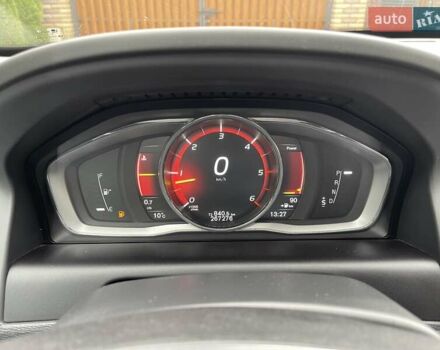 Білий Вольво ХС60, об'ємом двигуна 2.4 л та пробігом 267 тис. км за 22850 $, фото 10 на Automoto.ua