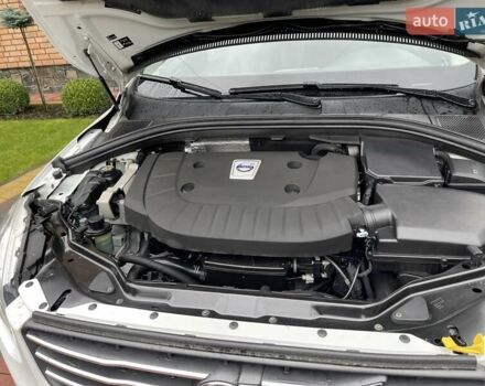 Білий Вольво ХС60, об'ємом двигуна 2.4 л та пробігом 267 тис. км за 22850 $, фото 16 на Automoto.ua