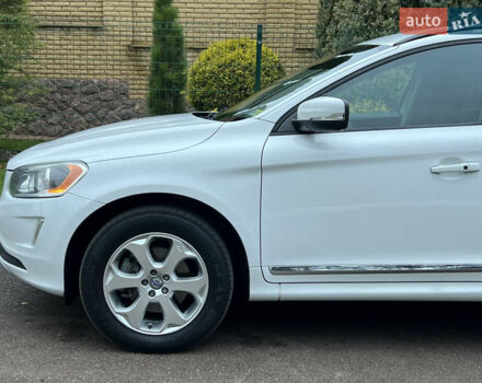 Білий Вольво ХС60, об'ємом двигуна 2 л та пробігом 200 тис. км за 14250 $, фото 9 на Automoto.ua