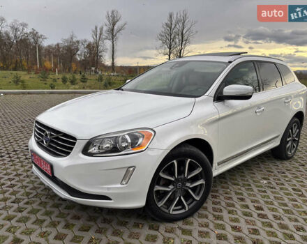 Белый Вольво ХС60, объемом двигателя 2 л и пробегом 137 тыс. км за 17390 $, фото 14 на Automoto.ua