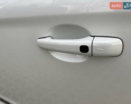 Белый Вольво ХС60, объемом двигателя 2 л и пробегом 137 тыс. км за 17390 $, фото 44 на Automoto.ua