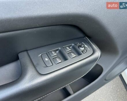 Белый Вольво ХС60, объемом двигателя 2 л и пробегом 330 тыс. км за 25900 $, фото 31 на Automoto.ua