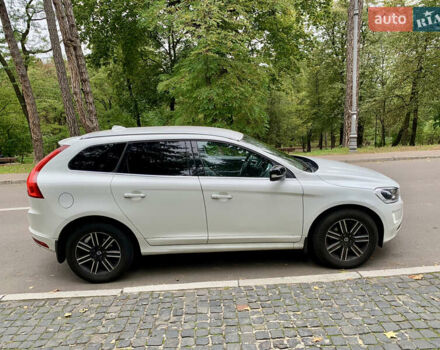 Белый Вольво ХС60, объемом двигателя 2 л и пробегом 99 тыс. км за 23500 $, фото 5 на Automoto.ua