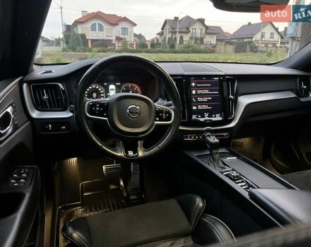 Белый Вольво ХС60, объемом двигателя 2 л и пробегом 330 тыс. км за 25900 $, фото 12 на Automoto.ua