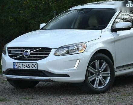 Белый Вольво ХС60, объемом двигателя 2 л и пробегом 139 тыс. км за 18999 $, фото 9 на Automoto.ua