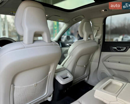 Белый Вольво ХС60, объемом двигателя 1.97 л и пробегом 113 тыс. км за 22199 $, фото 12 на Automoto.ua