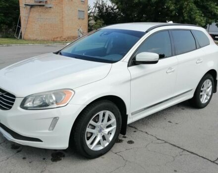 Белый Вольво ХС60, объемом двигателя 2 л и пробегом 395 тыс. км за 13500 $, фото 1 на Automoto.ua