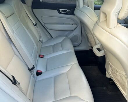 Белый Вольво ХС60, объемом двигателя 2 л и пробегом 107 тыс. км за 27500 $, фото 9 на Automoto.ua