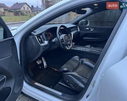 Белый Вольво ХС60, объемом двигателя 2 л и пробегом 330 тыс. км за 25900 $, фото 16 на Automoto.ua