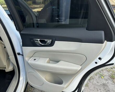 Белый Вольво ХС60, объемом двигателя 2 л и пробегом 107 тыс. км за 27500 $, фото 8 на Automoto.ua