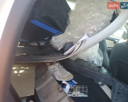 Белый Вольво ХС60, объемом двигателя 2 л и пробегом 102 тыс. км за 3000 $, фото 9 на Automoto.ua